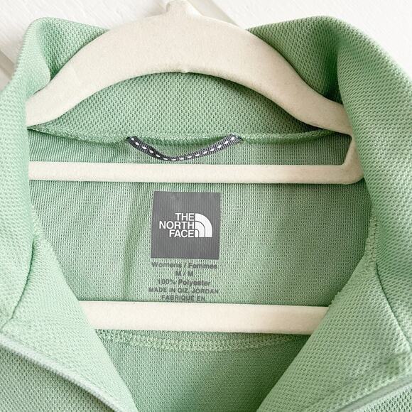 The North Face Women's M Sage Green Vaporwick Pullover 1/4 Zip Long Sleeve Top - Picture 3 of 6